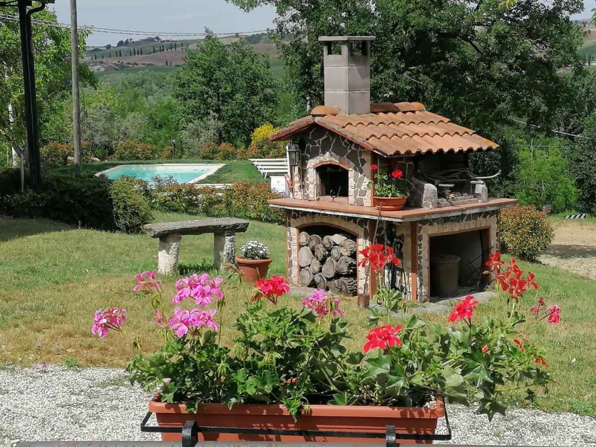 באניו ויניוני Agriturismo La Poderina מראה חיצוני תמונה
