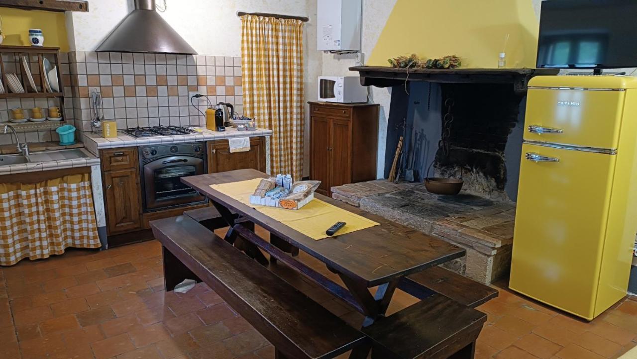 באניו ויניוני Agriturismo La Poderina מראה חיצוני תמונה