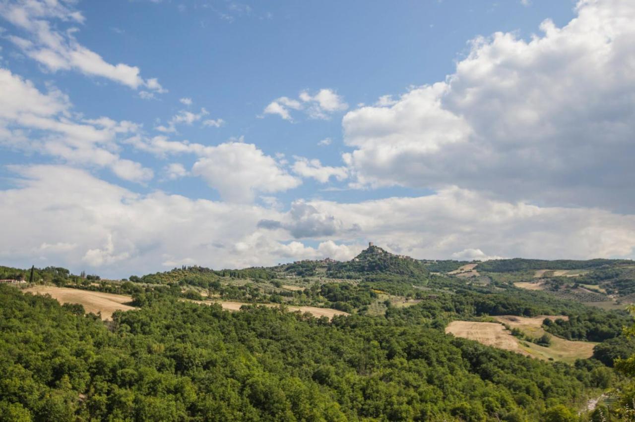 באניו ויניוני Agriturismo La Poderina מראה חיצוני תמונה